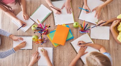 kids-around-school-table